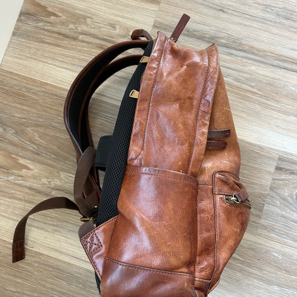 Vintage Distressed Leather Backpack, Fossil - Picture 3 of 13
